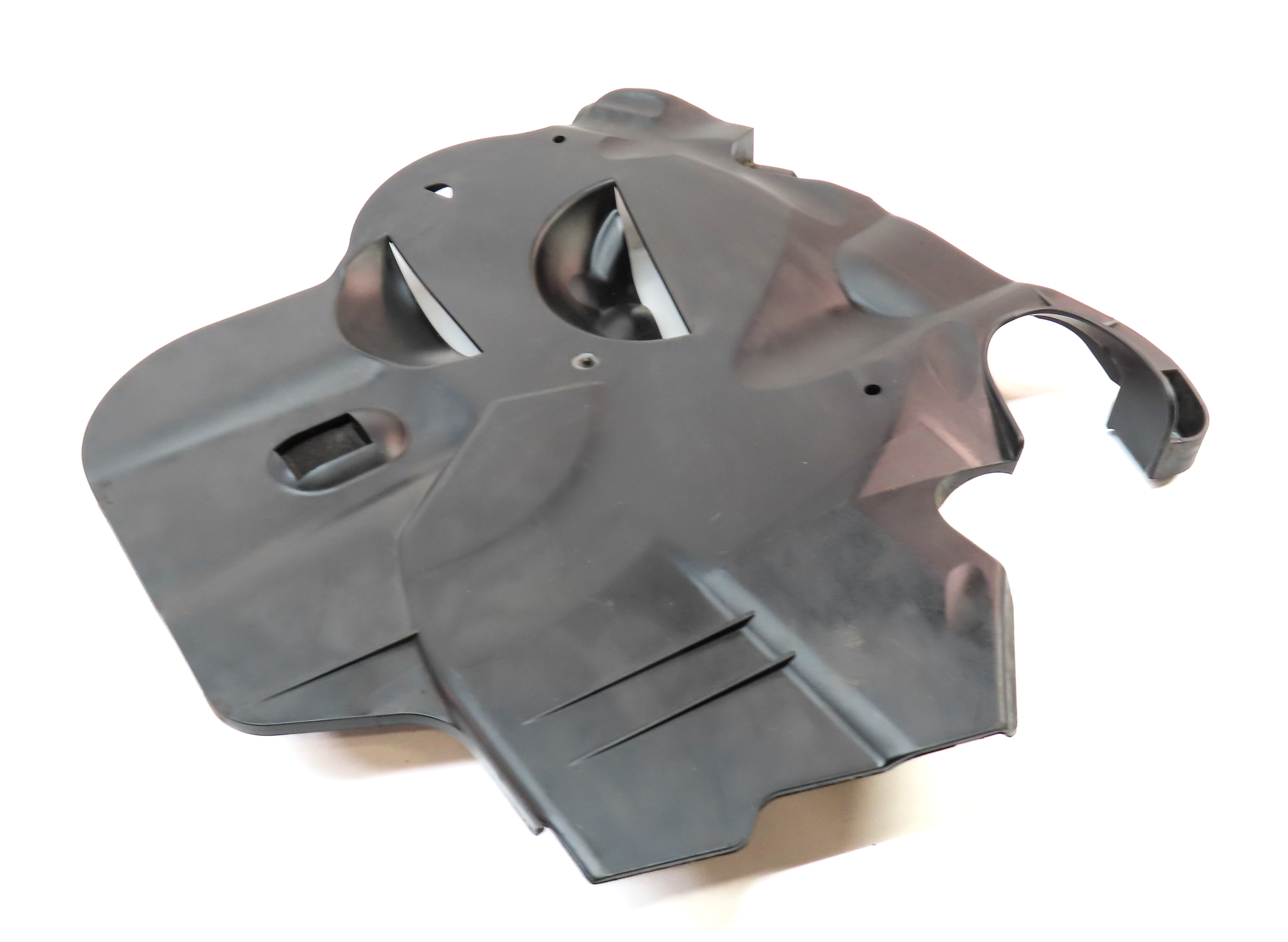 12-14 MERCEDES ML 13-16 GL X166 W166 3.0L DIESEL (OM642) LOWER ENGINE COVER — exact item pictured